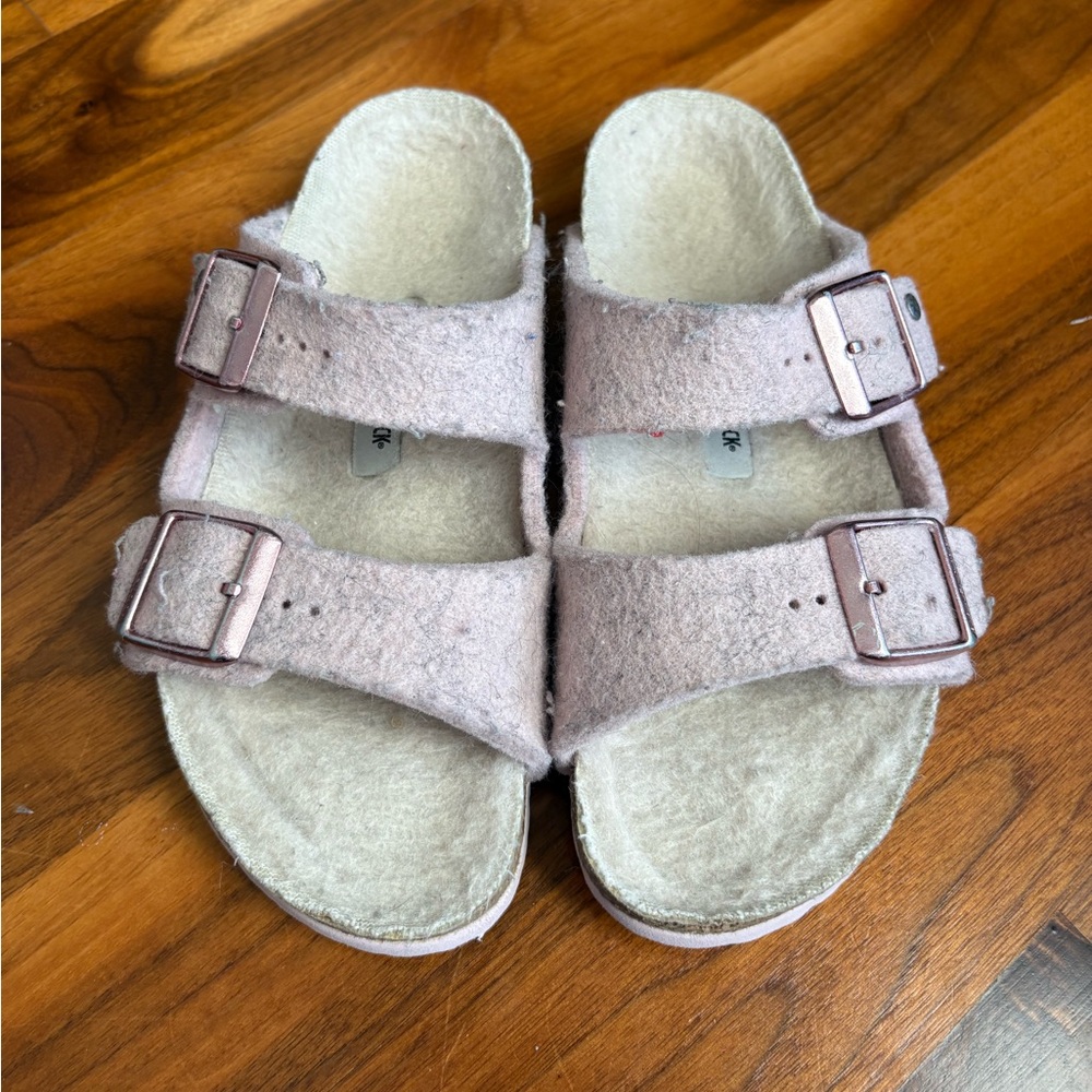 Birkenstock Arizona Shearling/Wool sandals, kids size 33, USED